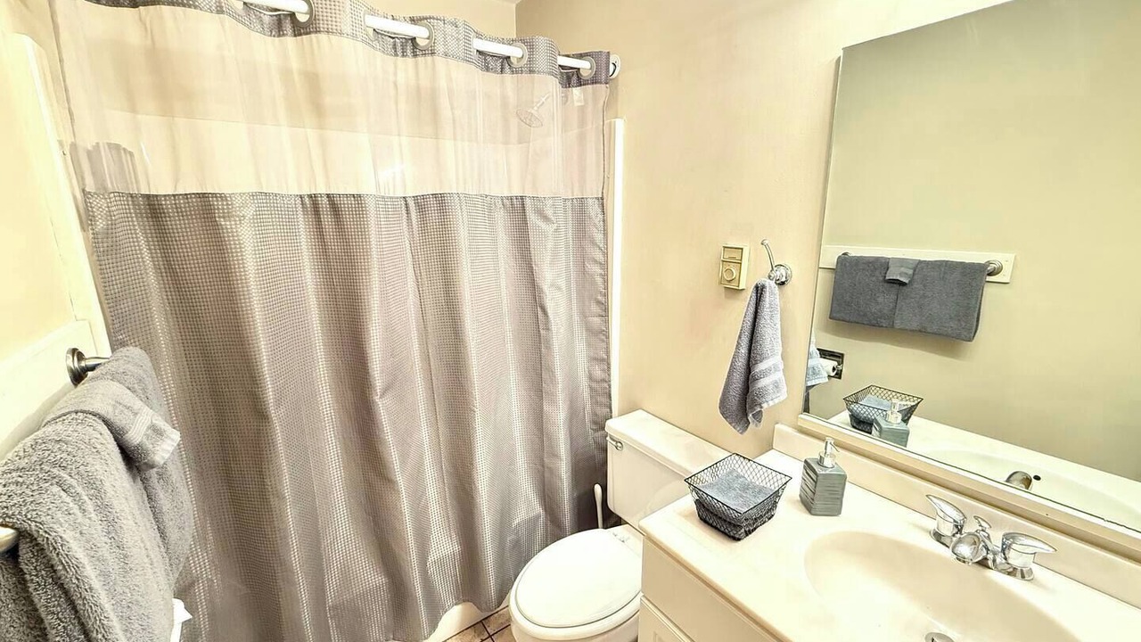 Photo of Bathroom in Warren