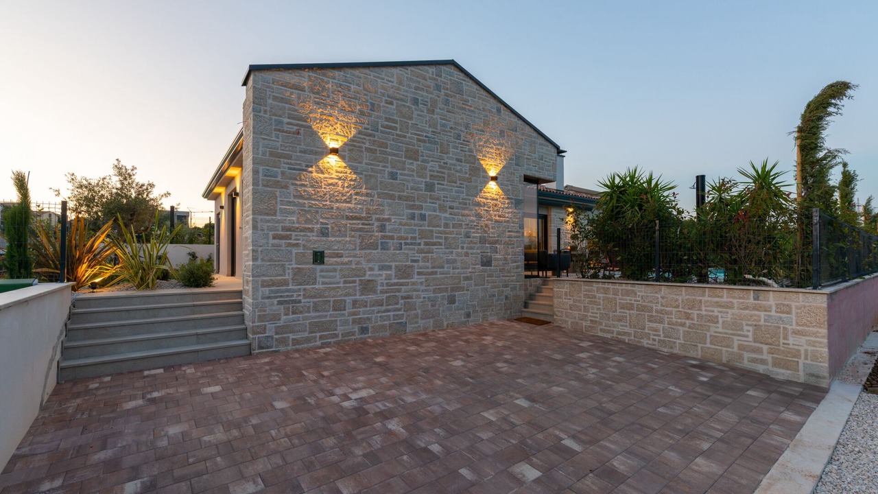 Photo of Outdoor in Frata