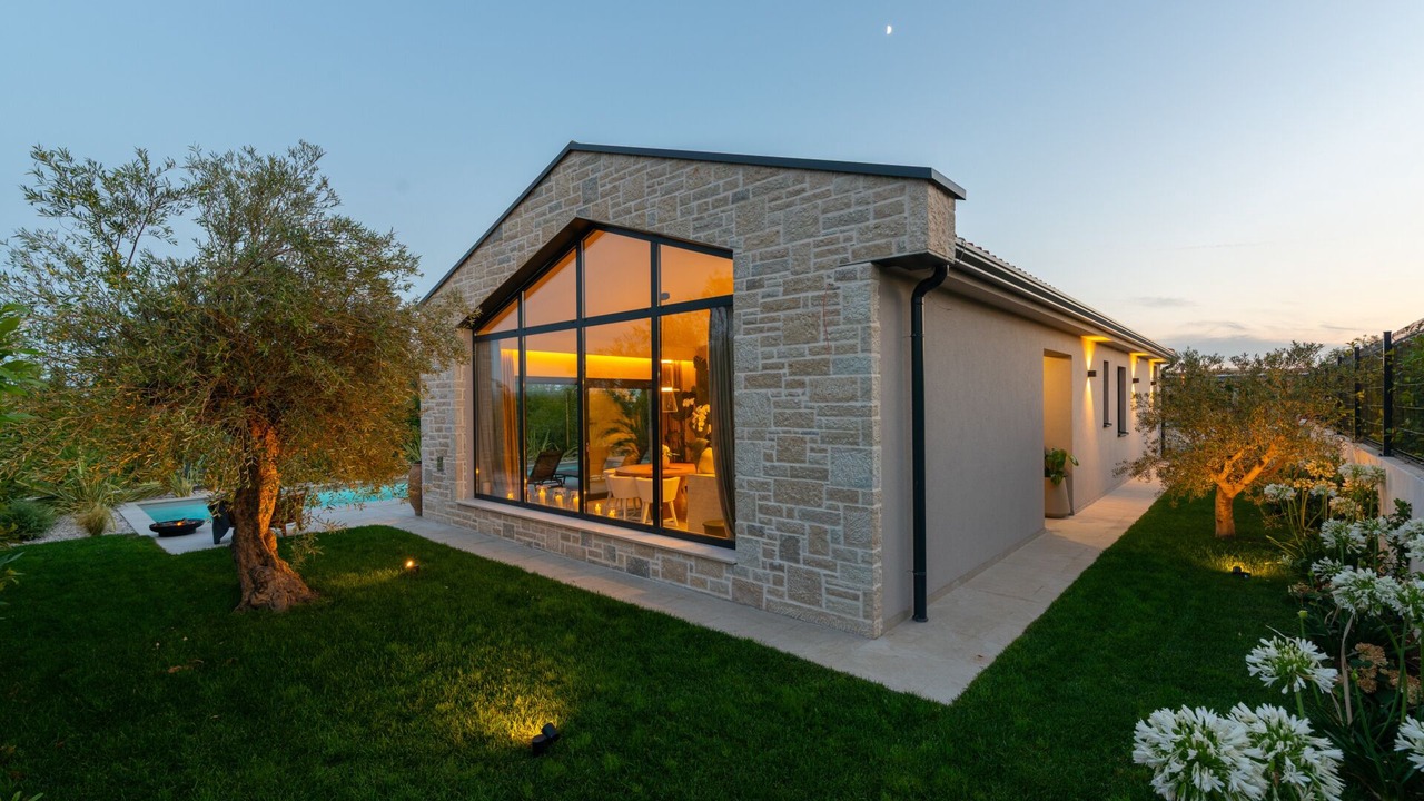 Photo of Outdoor in Frata