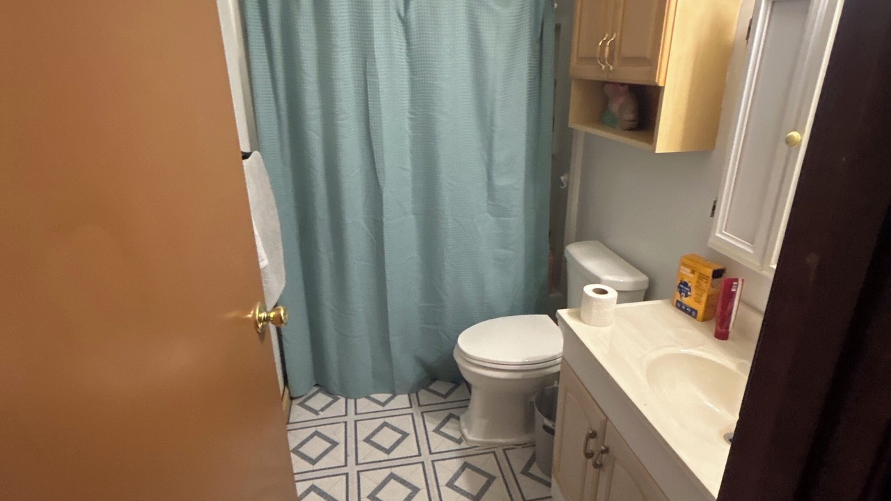 Photo of Bathroom in Reynoldsburg