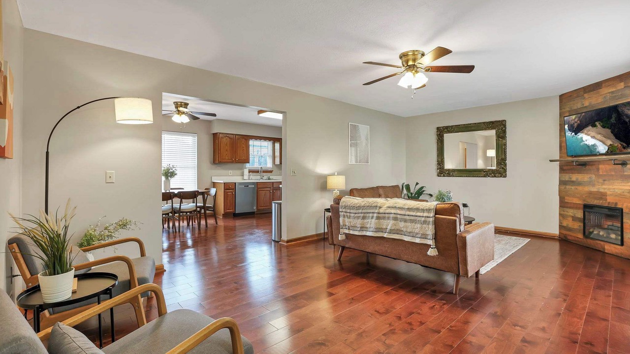 Photo of Livingroom in Johnstown