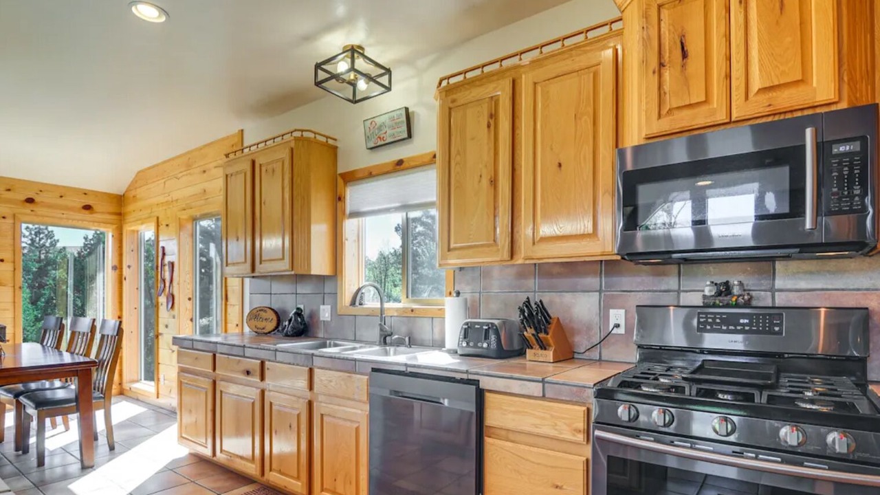 Photo of Kitchen in Long Valley Junction
