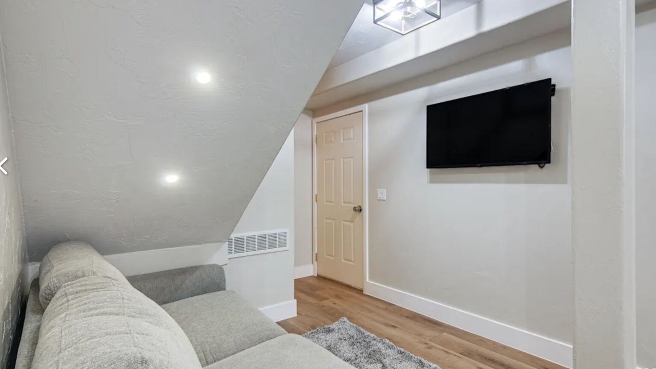 Photo of Livingroom in Long Valley Junction
