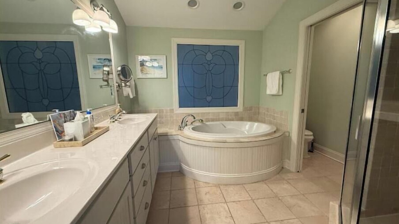 Photo of Bathroom in Fenwick Island