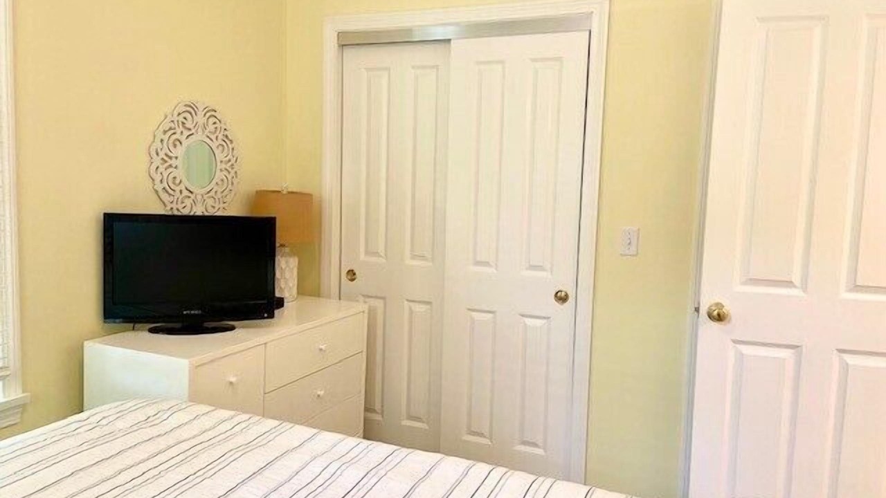 Photo of Bedroom in Summer Village