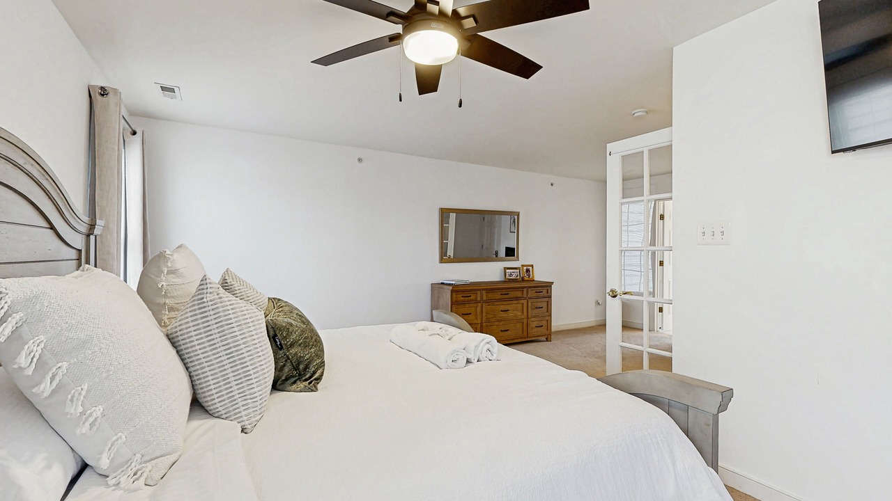 Photo of Bedroom in Villages of Five Points