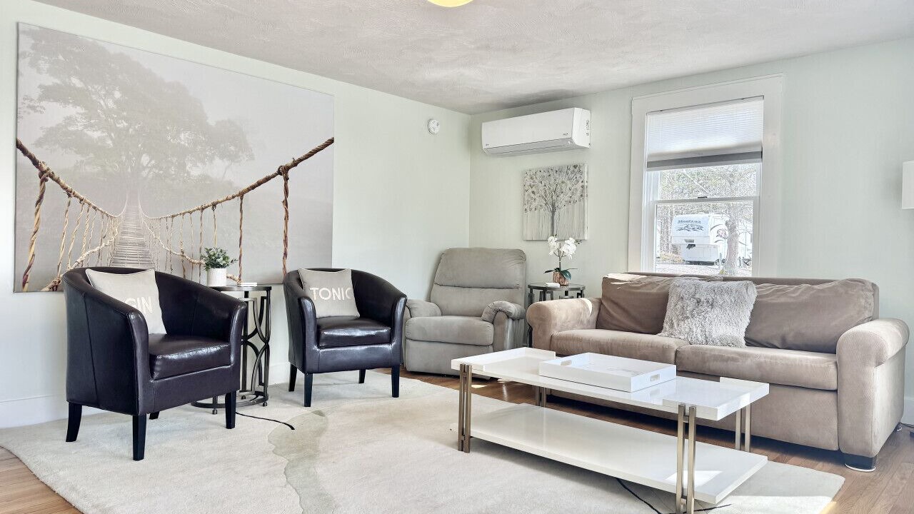 Photo of Livingroom in Hulls Cove