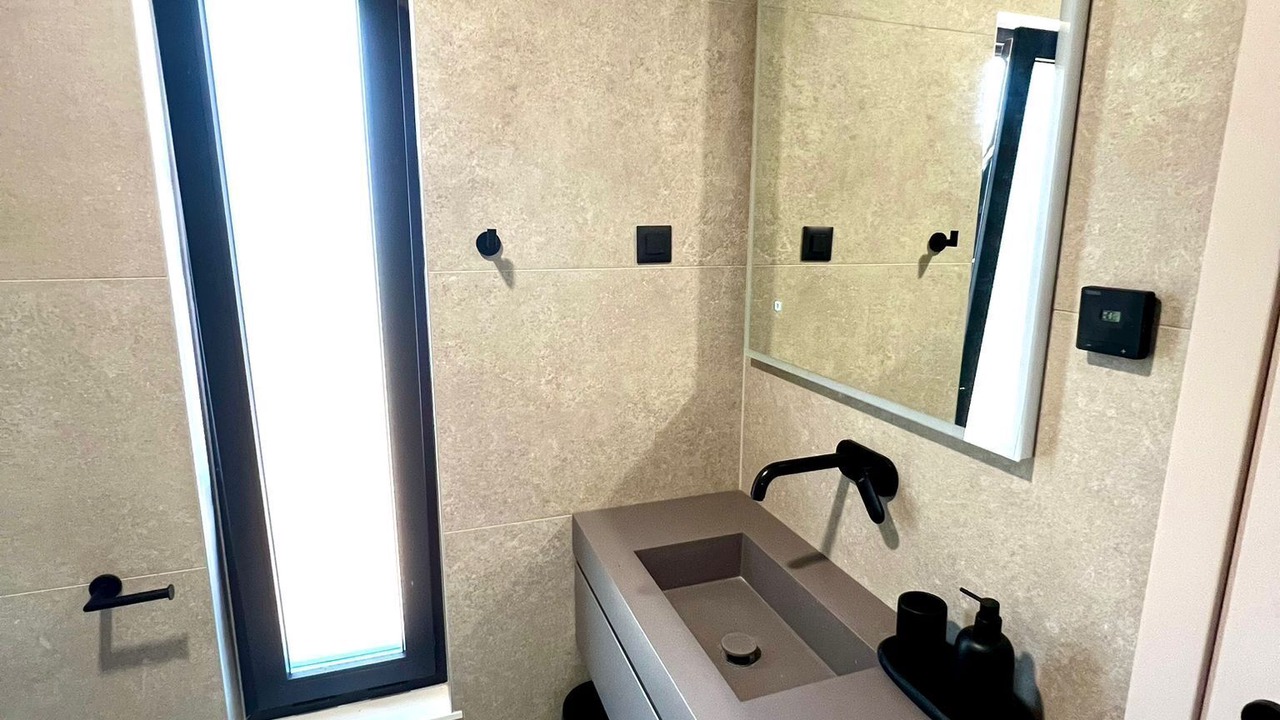 Photo of Bathroom in Frata