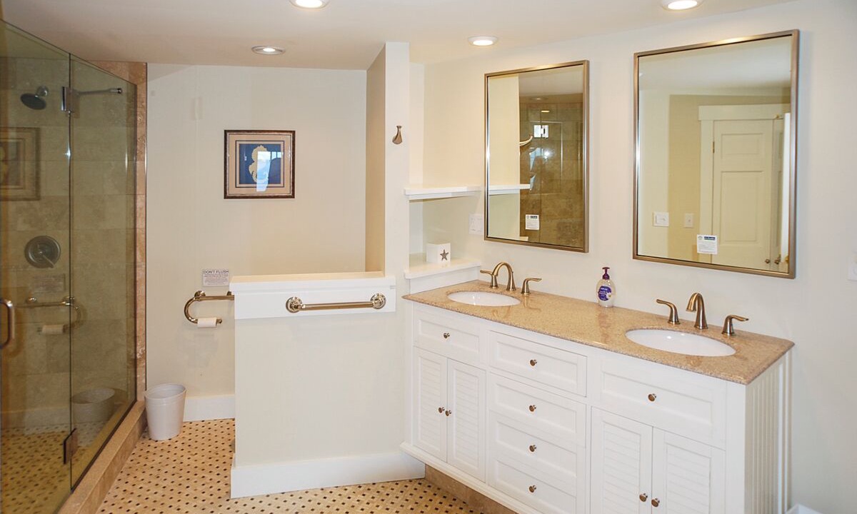 Photo of Bathroom in Port Clyde