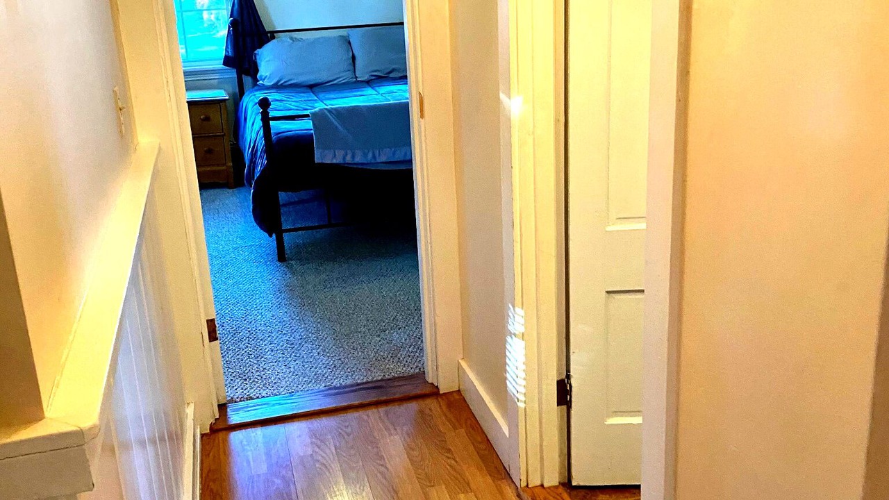 Photo of Bedroom in Deering Center