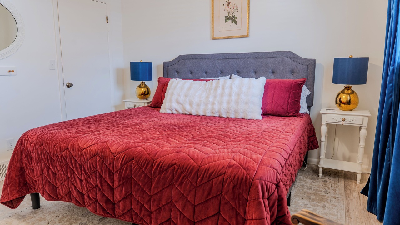 Photo of Bedroom in Gahanna