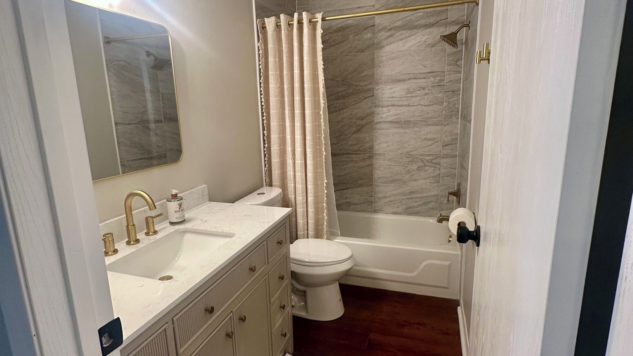 Photo of Bathroom in Grove City