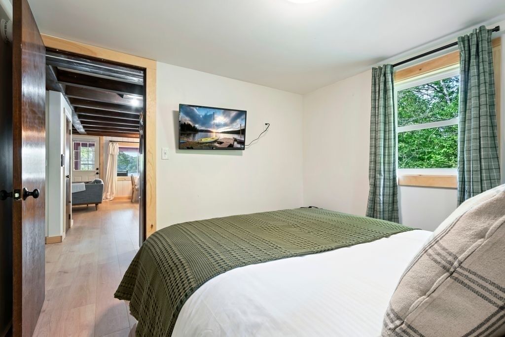 Photo of Bedroom in Canaan