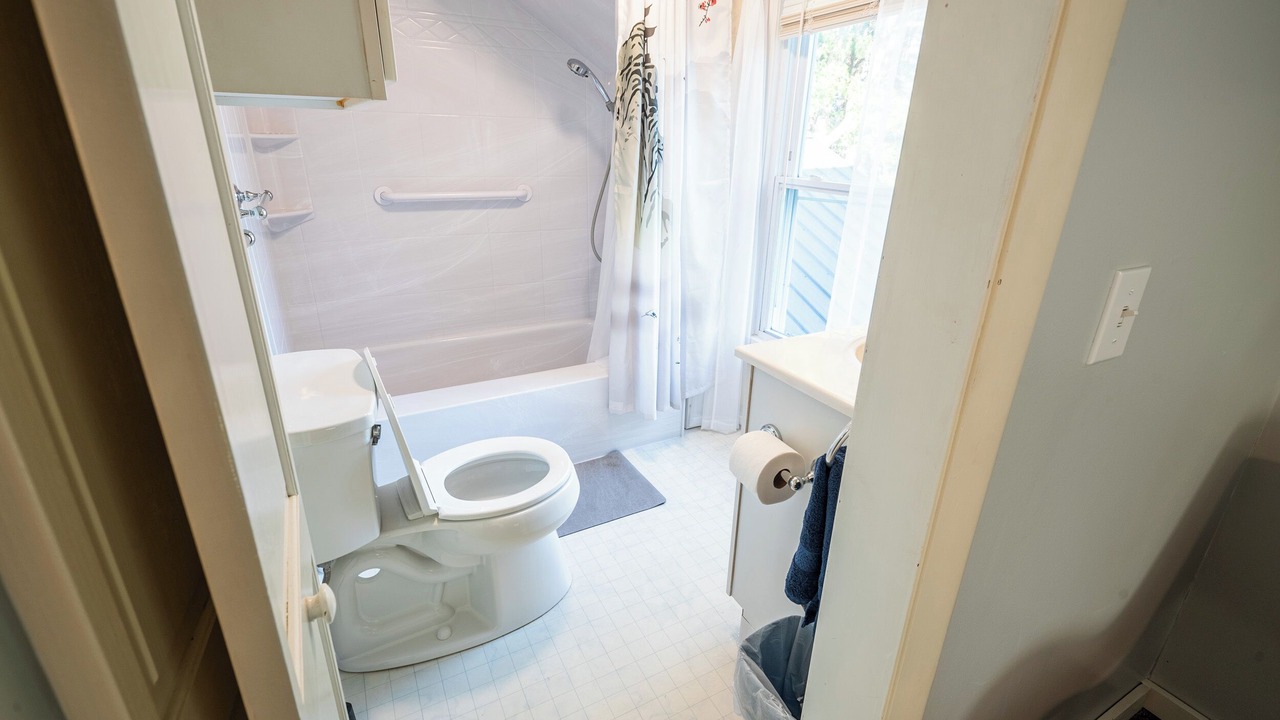 Photo of Bathroom in Kingfield
