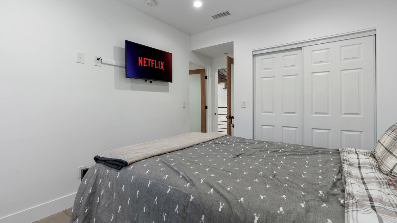 Photo of Bedroom in Downtown Los Angeles