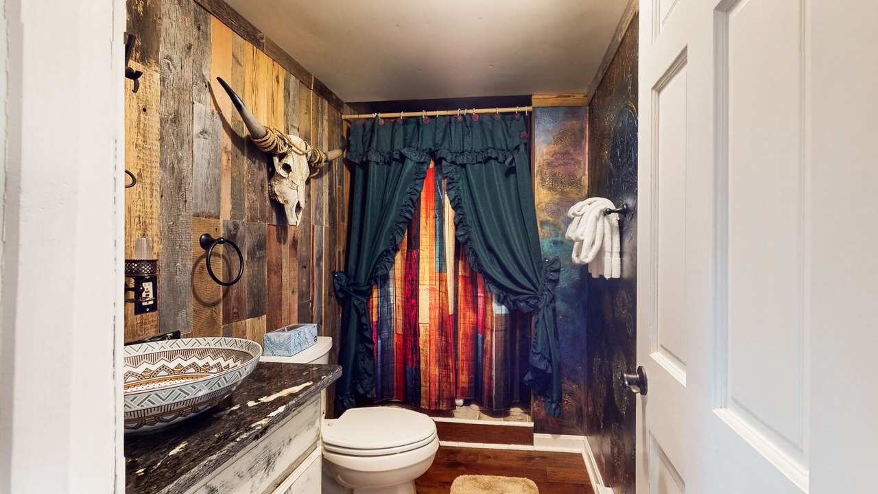 Photo of Bathroom in Warren