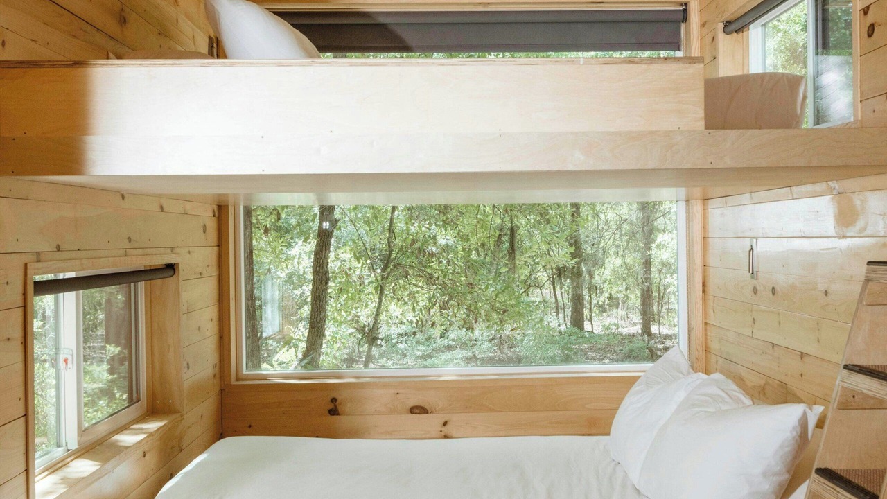 Photo of Bedroom in Larue