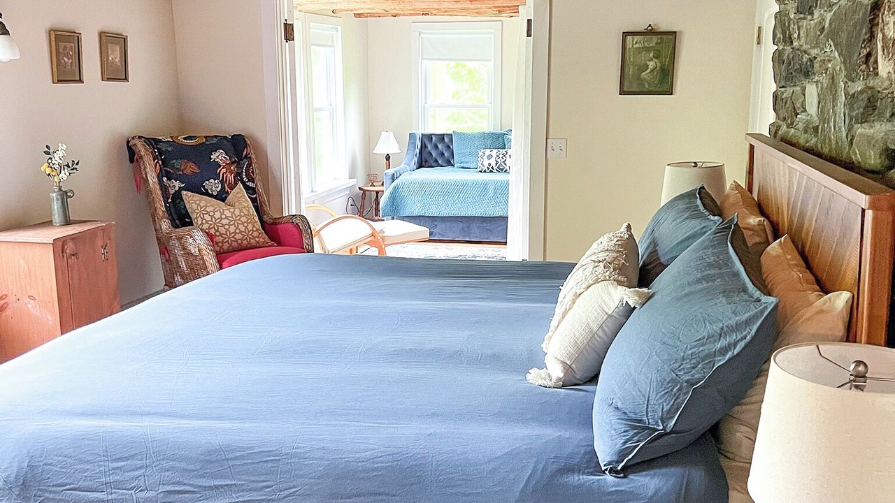 Photo of Bedroom in Warren