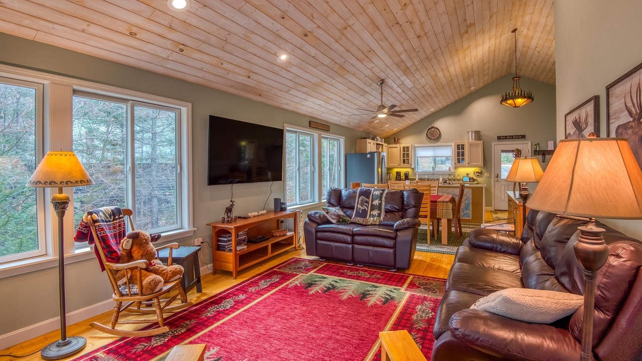 Photo of Livingroom in Rangeley Plantation