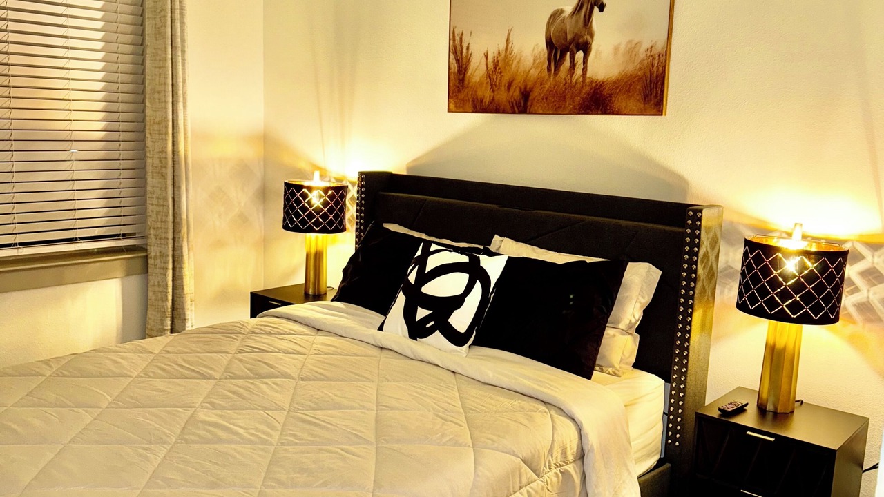 Photo of Bedroom in Addison