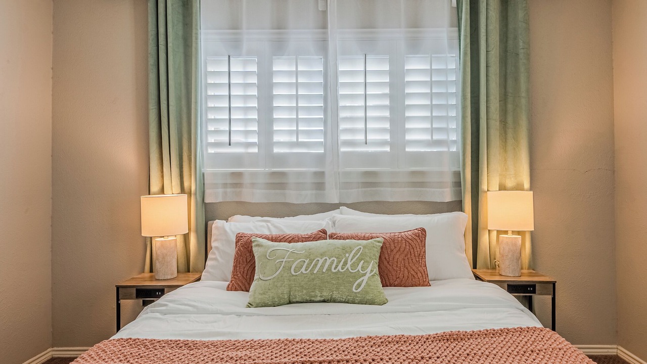 Photo of Bedroom in Lake Highlands