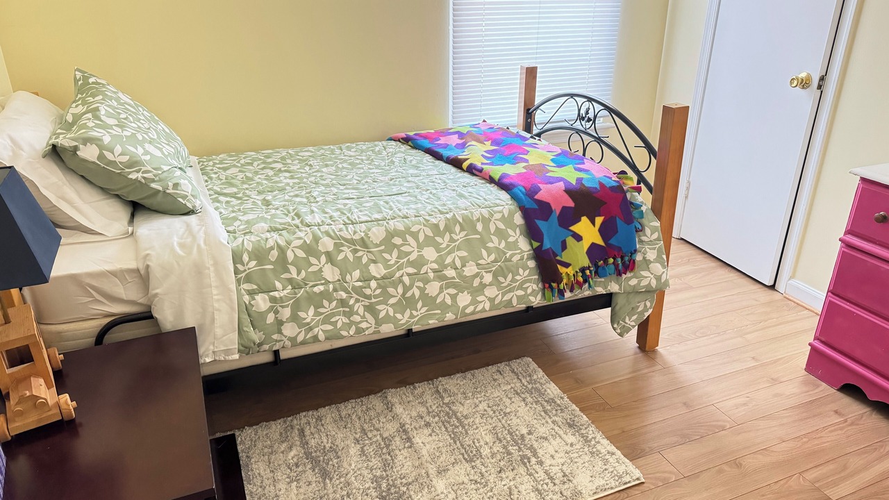 Photo of Bedroom in Mathews