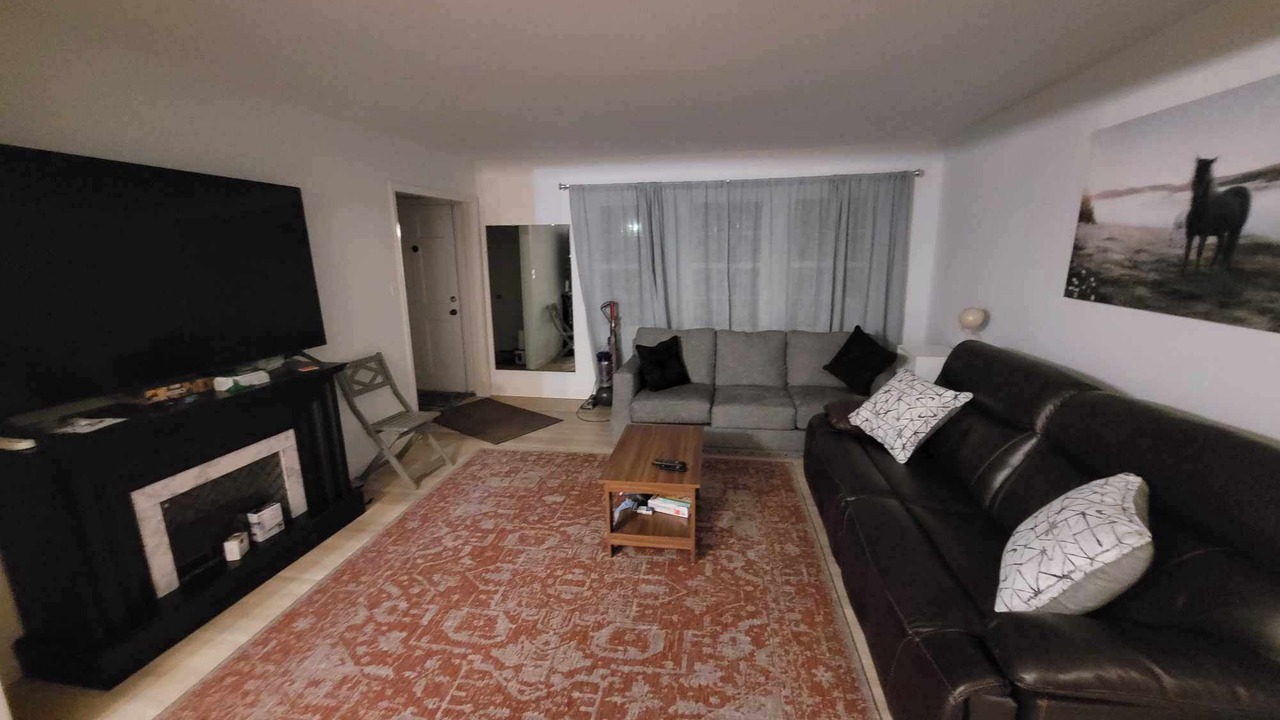 Photo of Livingroom in North Newport News