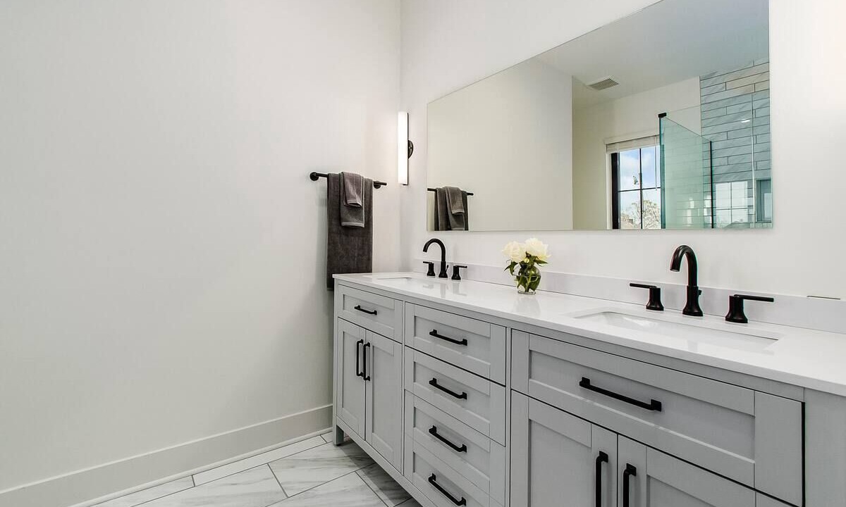 Photo of Bathroom in Italian Village