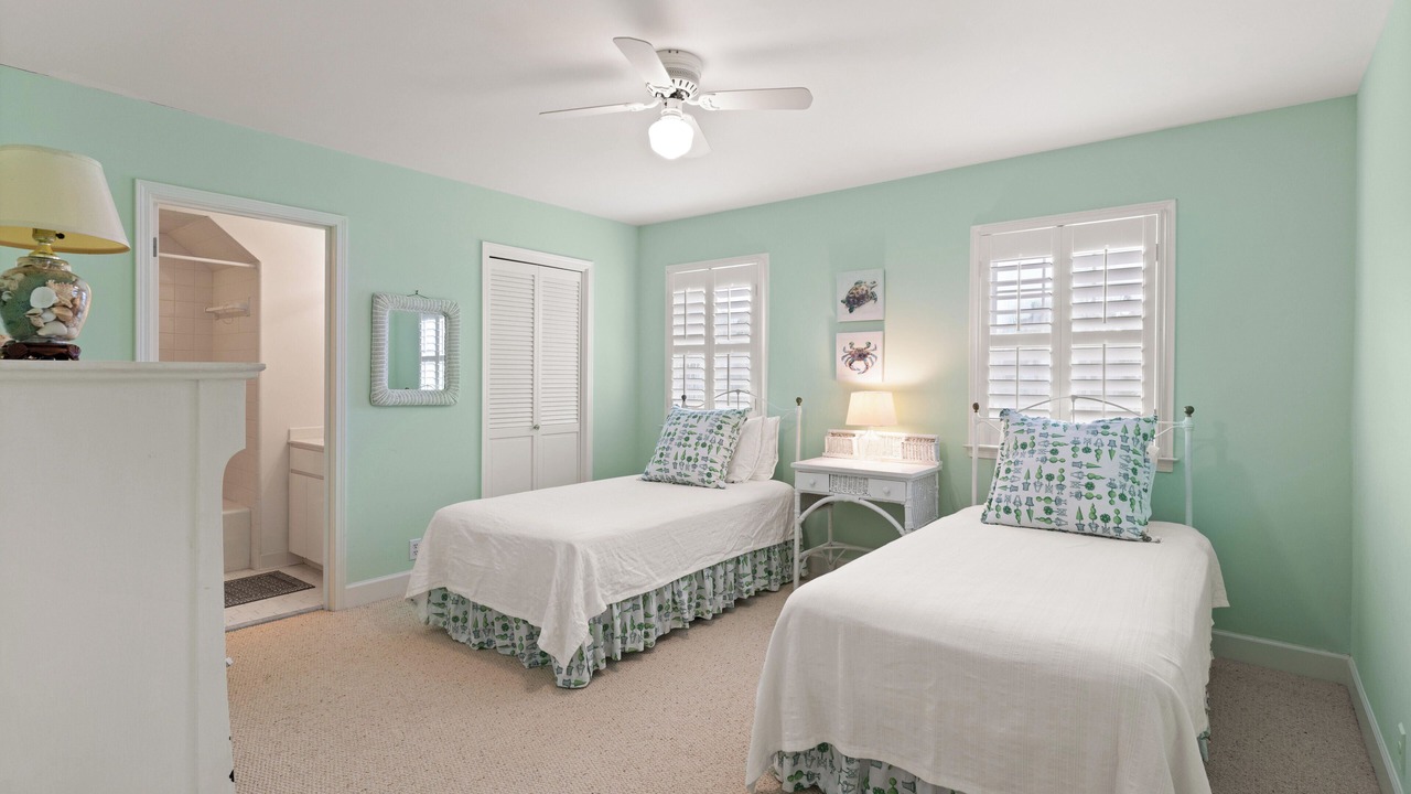 Photo of Others in Sea Island