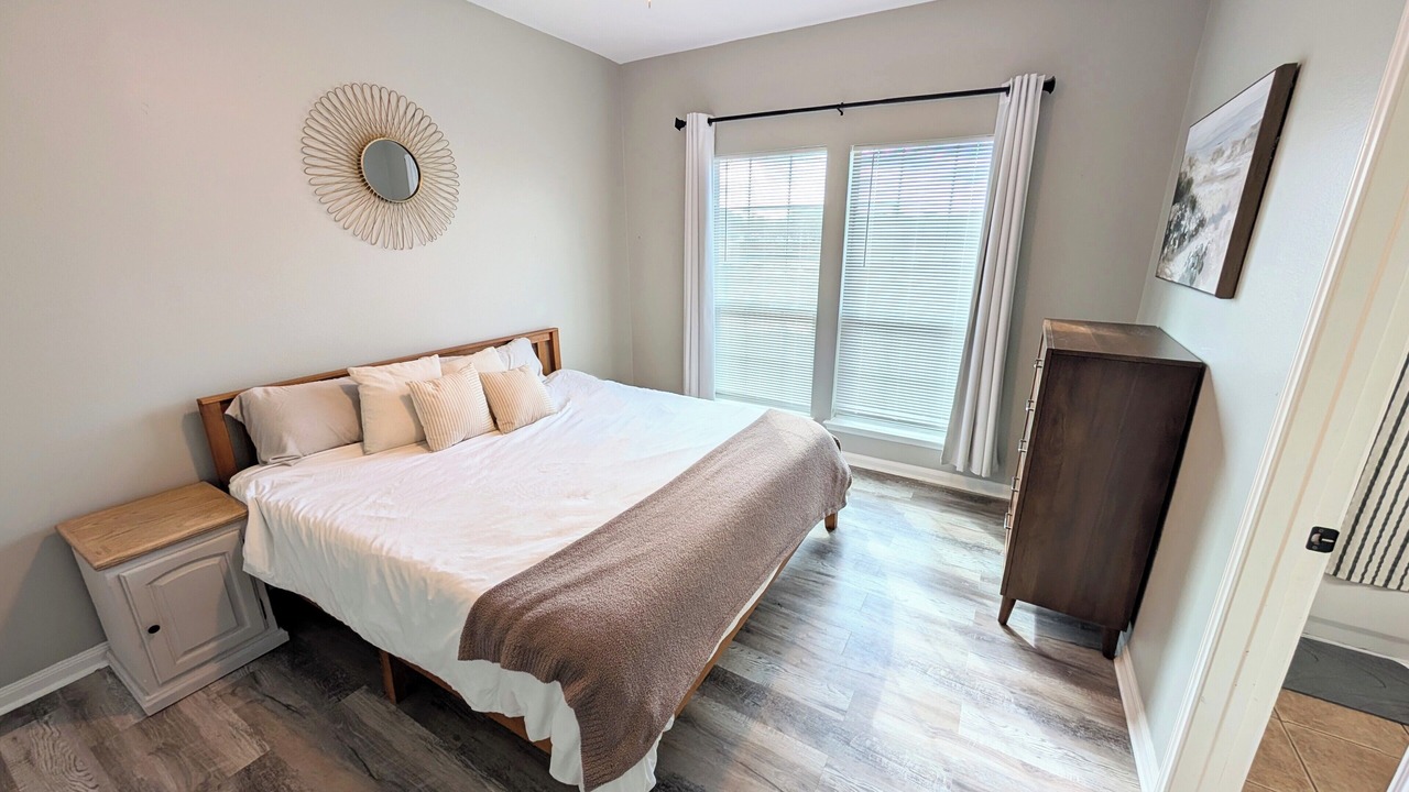 Photo of Bedroom in Kemah
