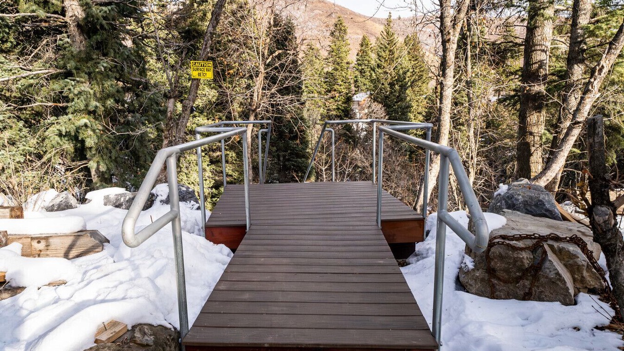 Photo of Others in Sundance