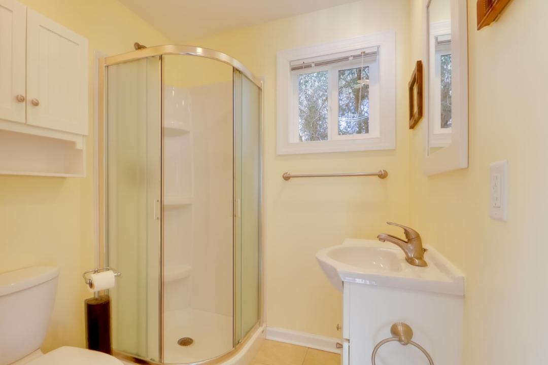 Photo of Bathroom in Foster