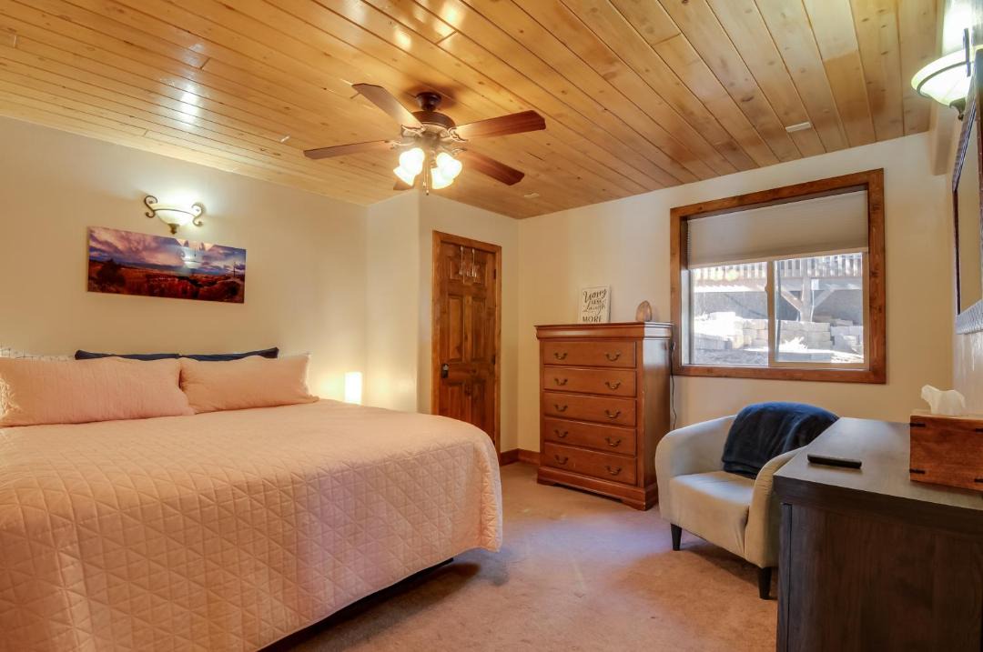 Photo of Bedroom in Long Valley Junction