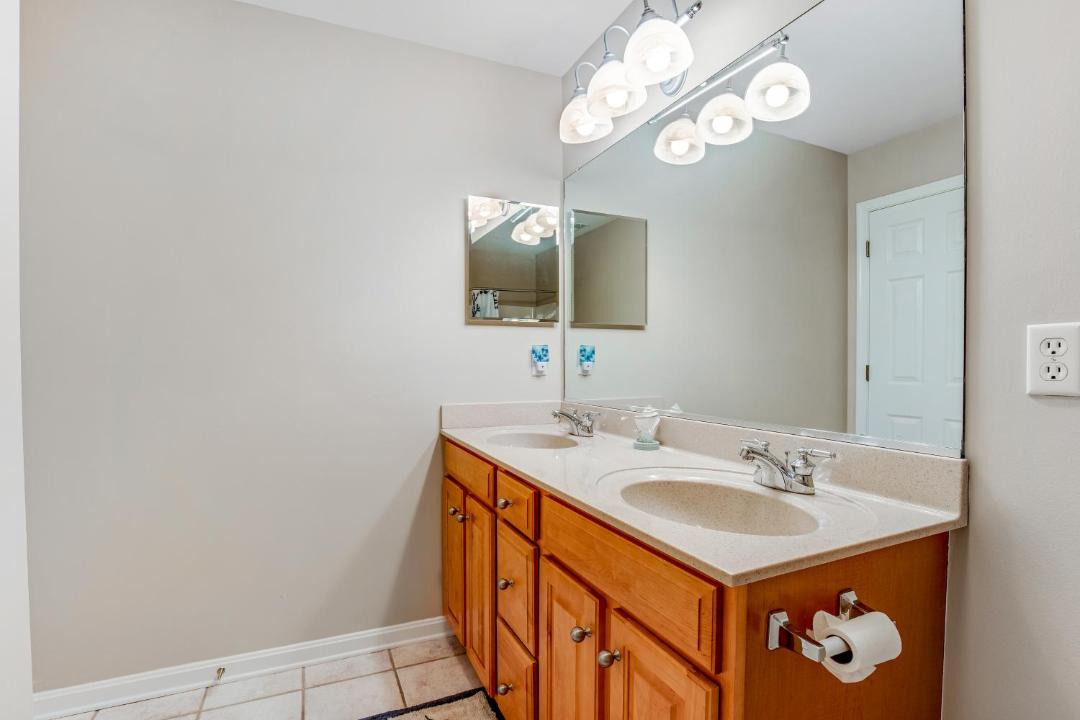 Photo of Bathroom in Ocean View