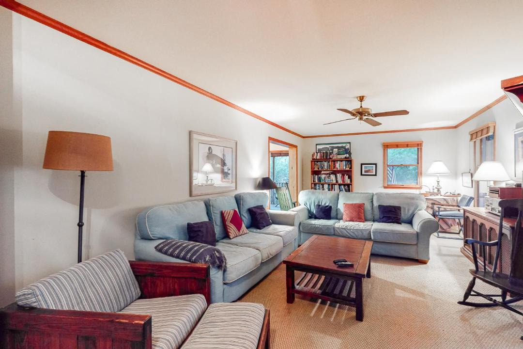 Photo of Livingroom in Bethany Beach