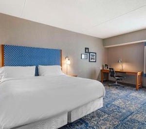 Bangor Aviator Hotel Bw 