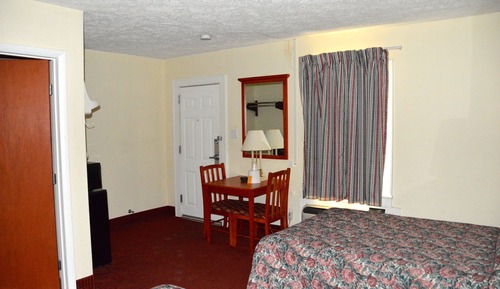 Double Non-Smoking - 2 Full Size Beds