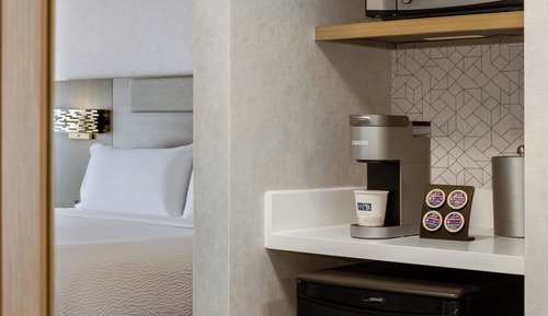 Suite, 2 Queen Beds (Extra Floor Space)