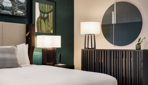 Deluxe Room, 1 King Bed
