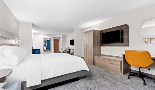King Suite with Sofa Bed - Non-Smoking