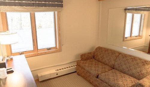 Queen Suite