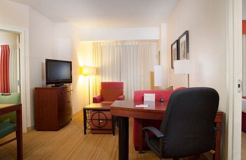 Central Newport News Hotel | Residence Inn Newport News Airport