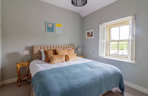 Malahide House | GuestReady - Opulence Malahide Seaside Cottage
