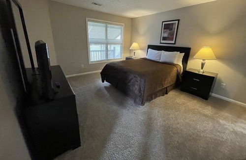 Dublin Apartment | H-U-G-E furnished apartment in Dublin!