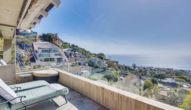 Ocean-View Oasis w/Balconies in Laguna Beach